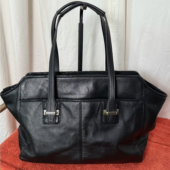 Coach Taylor 2013 #F25205 Black Leather Shoulder Bag Satchel Tote Carryall VGUC - Picture 3 of 10